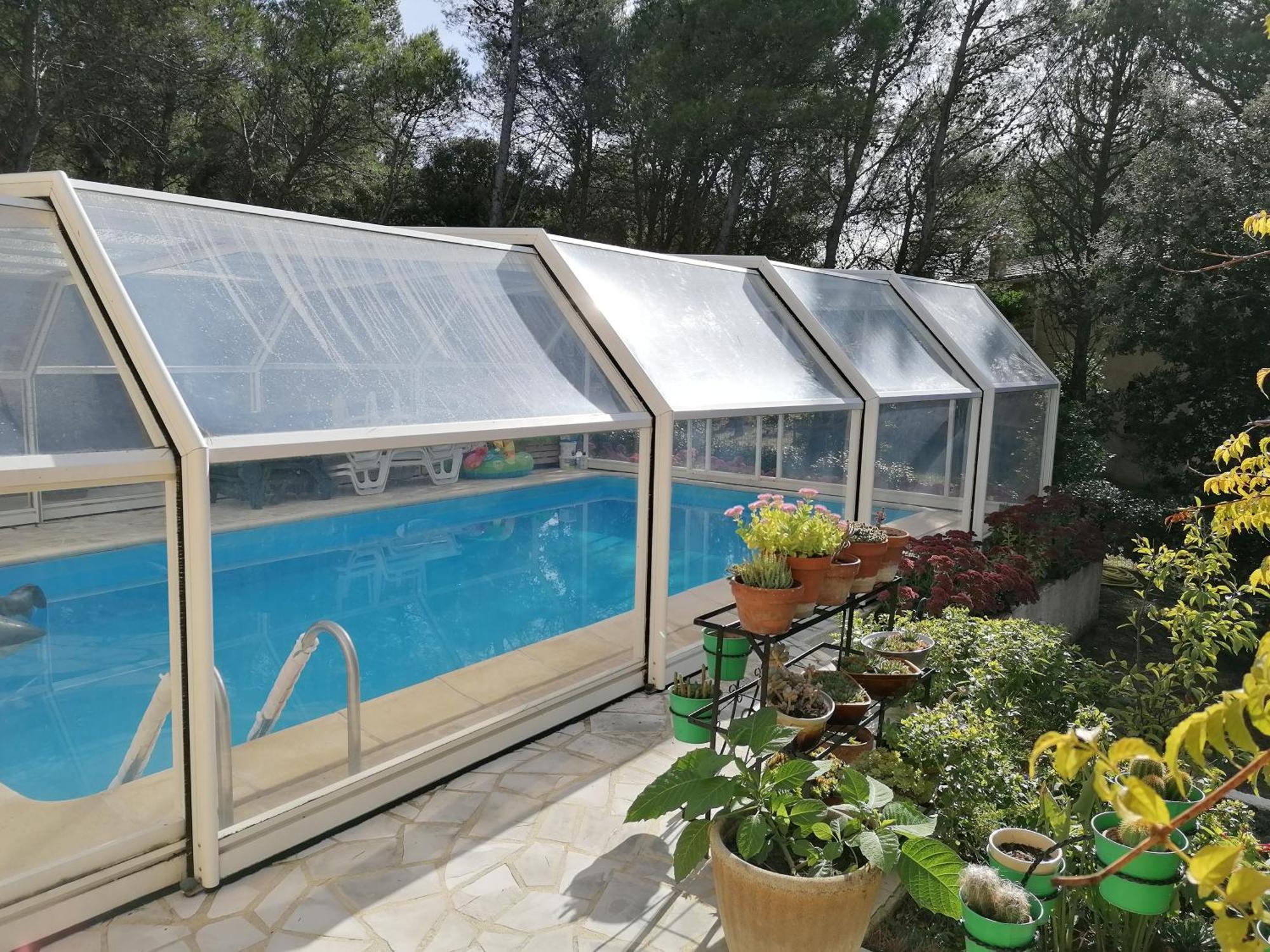 Gîte dans villa provençale sous les pins Uchaux Extérieur photo
